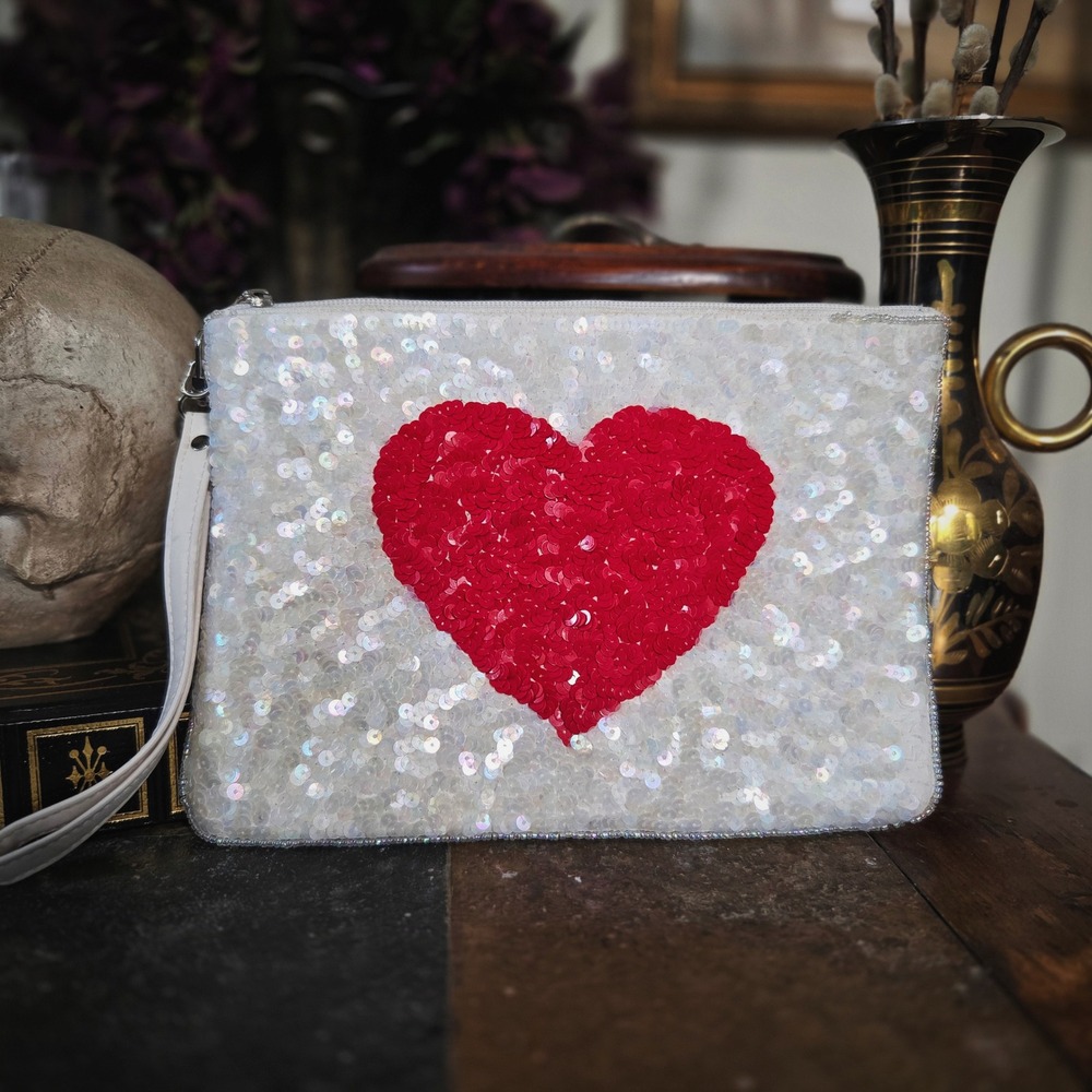 Giddy Up Glamour Wristlet Clutch White Sequin Red‎ Heart Western Glam Bag Pouch